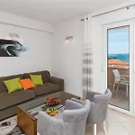 One-bedroom In Okrug Gornji