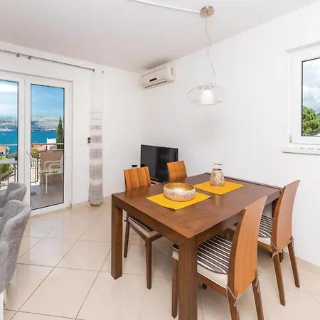 One-bedroom In Okrug Gornji Appartement
